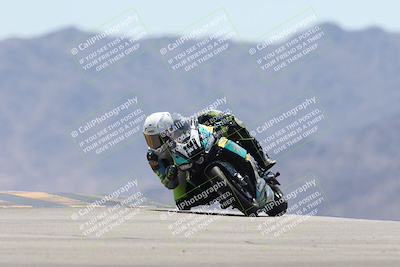 media/Apr-20-2025-CVMA (Sun) [[39090e8767]]/Race 9-Formula LW Twins Shootout/